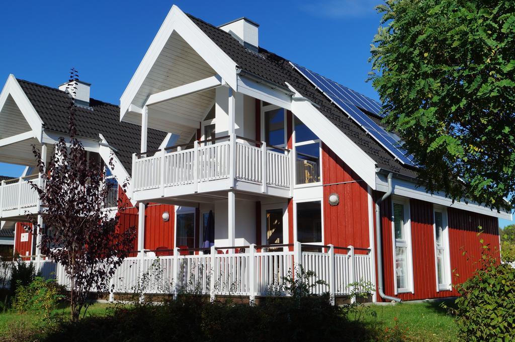 Ferienhaus (6 Erwachsene + 2 Kinder)